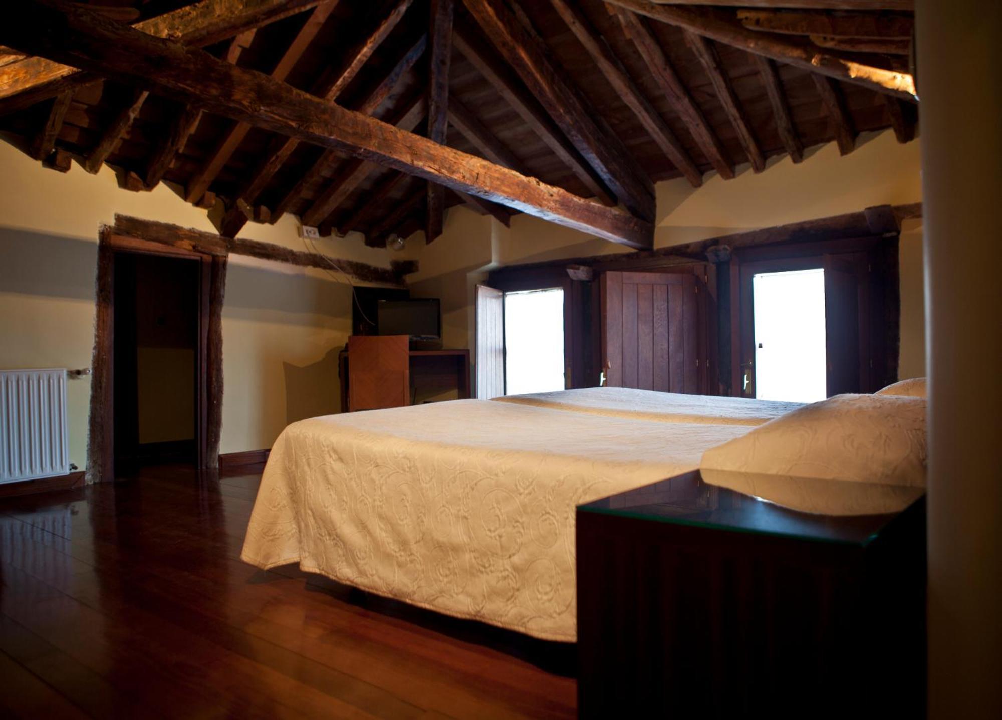 Hotel Hospederia Porta Coeli Siguenza Esterno foto